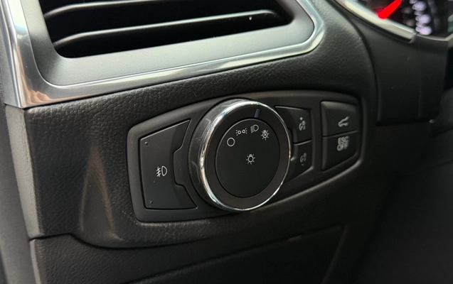 imagem-https://www.socarrao.com.br/sc-vehicle-images-prod/3670342/1788626811747-kzFJTA19SQhfePPPlV6VybDpgUCJnHes.jpg