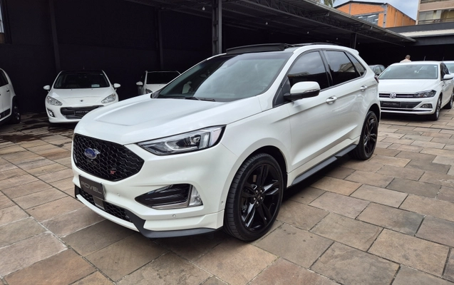imagem-https://www.socarrao.com.br/sc-vehicle-images-prod/3670342/1790864202472-gXxPkL8vg8mcha96WT717To1lIizESjE.jpg