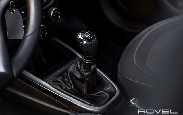 imagem-https://www.socarrao.com.br/sc-vehicle-images-prod/3670755/1788954835331-d3tec5HeHkiGeX4n1h2CbchN7Z9QxP9X.jpg