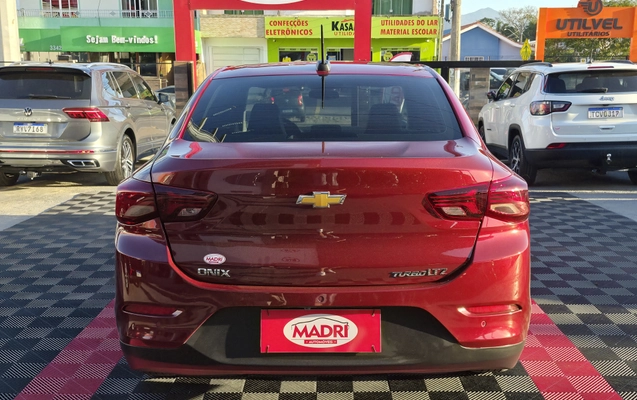 imagem-https://www.socarrao.com.br/sc-vehicle-images-prod/3670782/1788626809496-003_adf7e40cb6af983c30a1fe0e731541ac.jpg