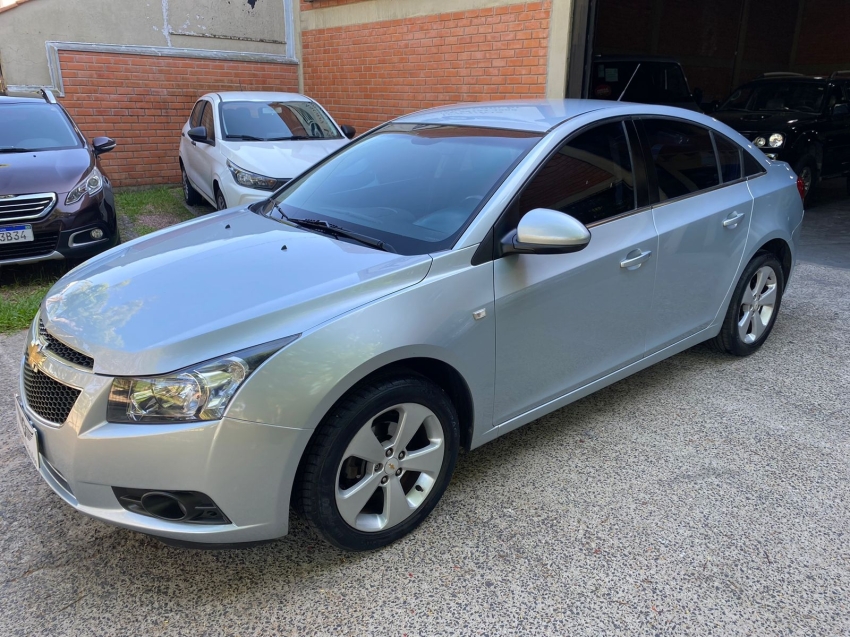 Chevrolet Cruze LT 1.4 16V Turbo Flex 4p Aut. na cor Cinza no Porto Alegre / RS - 36708
