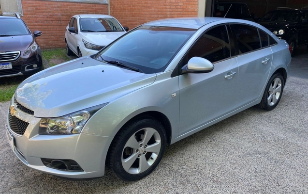 imagem-https://www.socarrao.com.br/sc-vehicle-images-prod/36708/1786798113186-4yV4U8zADIRVKl3TCG9RPiv8fnPdqLdS.jpg