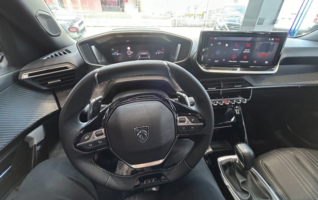 imagem-https://www.socarrao.com.br/sc-vehicle-images-prod/3670869/1789481366574-vehicle_image_1789481332_3ca04d71e283e5e37baad8fd9b243ddc.jpeg