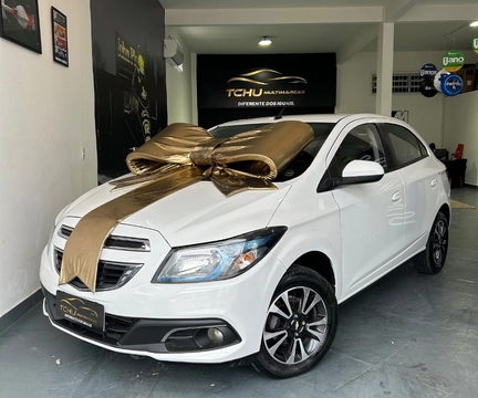 Chevrolet Onix 2013 Branco — foto 1 de 3