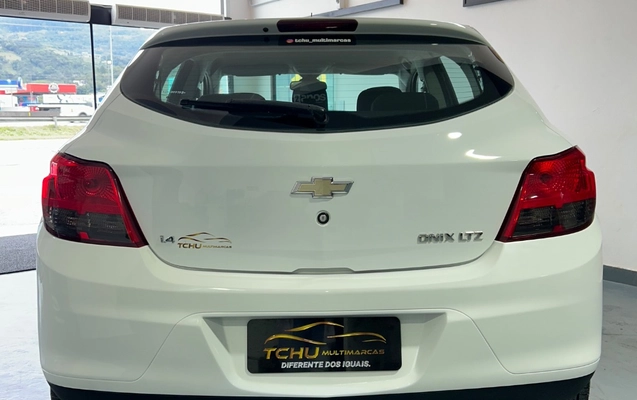 imagem-https://www.socarrao.com.br/sc-vehicle-images-prod/3671154/1789495209787-gb-a19f8ea.jpeg