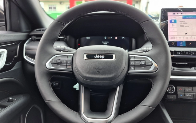 imagem-https://www.socarrao.com.br/sc-vehicle-images-prod/3671243/1788627782929-003_999972e6fd684fc51ed7b7a9fea52e75.jpg