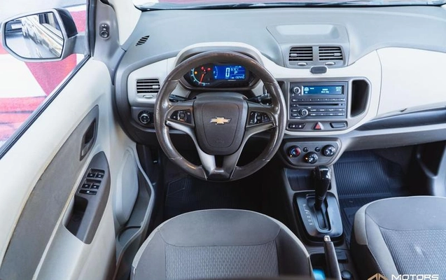 imagem-https://www.socarrao.com.br/sc-vehicle-images-prod/3671326/1788895513532-8446229_12_B_fe7e487b96.jpeg