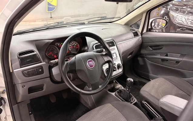 imagem-https://www.socarrao.com.br/sc-vehicle-images-prod/3671334/1789589075839-8450323_9_B_c727d5b4a8.jpeg
