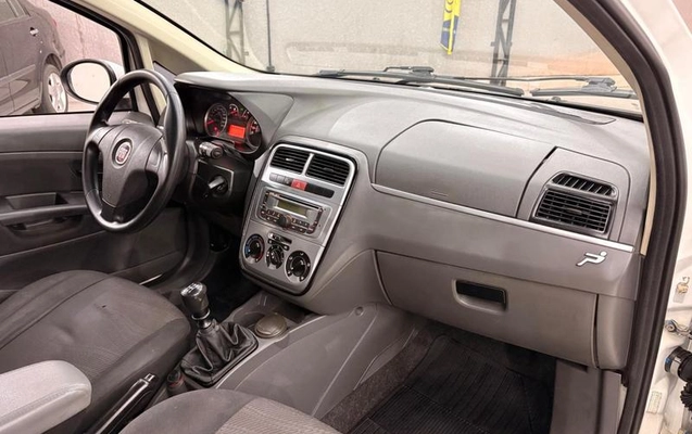 imagem-https://www.socarrao.com.br/sc-vehicle-images-prod/3671334/1789589075840-8450323_11_B_0fdc60a10a.jpeg