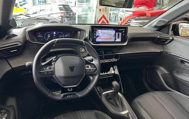 imagem-https://www.socarrao.com.br/sc-vehicle-images-prod/3671555/1789223198923-vehicle_image_1789223125_6a67d70c5277d3a8beeb6def7dd7e8ea.jpeg
