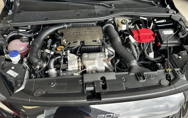 imagem-https://www.socarrao.com.br/sc-vehicle-images-prod/3671555/1789223198933-vehicle_image_1789223167_823d7a8edc7776fbfa4cf3632e184493.jpeg