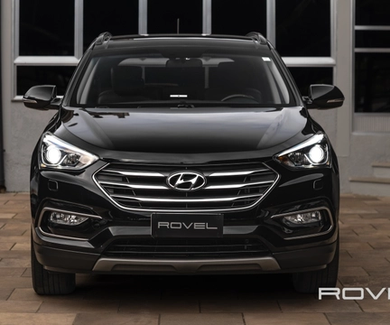 Hyundai Santa Fé 2018 Preto — foto 1 de 3