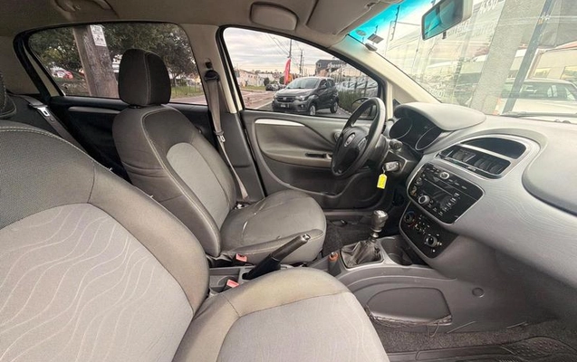 imagem-https://www.socarrao.com.br/sc-vehicle-images-prod/3671575/1788628527008-8346583_16_B_a9162eb83a.jpeg
