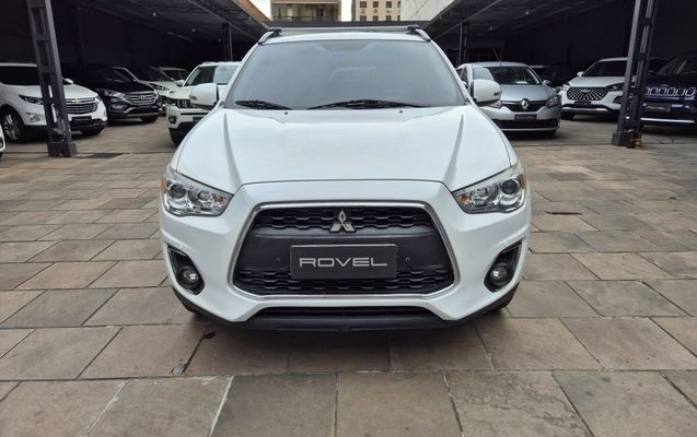 imagem-https://www.socarrao.com.br/sc-vehicle-images-prod/3671630/1789773342111-qBdsFoLXvhLAT7S08SKpwi2Qwd5qdRZP.jpg