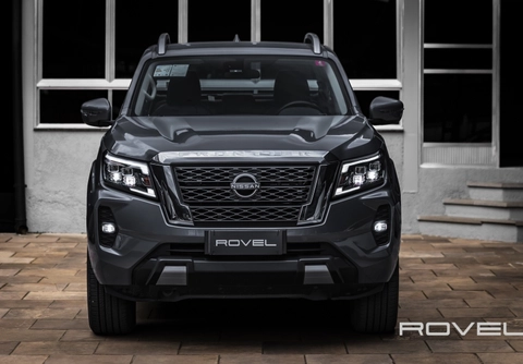 Nissan Frontier 2025 Cinza — foto 1 de 3