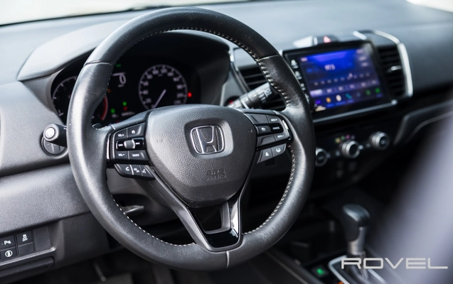 imagem-https://www.socarrao.com.br/sc-vehicle-images-prod/3672042/1789475226463-HqbSjBRMx8MVRYKI71drHovcPVwAQ5Qc.jpg