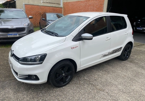 Volkswagen Fox 2016 Branco — foto 1 de 3