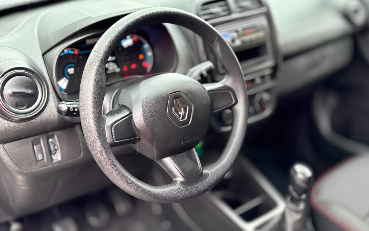 imagem-https://www.socarrao.com.br/sc-vehicle-images-prod/3672232/1788630364109-V2hhdHNBcHAgSW1hZ2UgMjAyNi0wOS0wNSBhdCAxNC4zMy4xNSAoMSkuanBlZw.jpeg