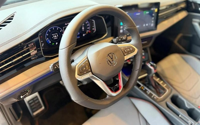 imagem-https://www.socarrao.com.br/sc-vehicle-images-prod/3672561/1788631741693-8454479_13_B_f86b09efb7.jpeg