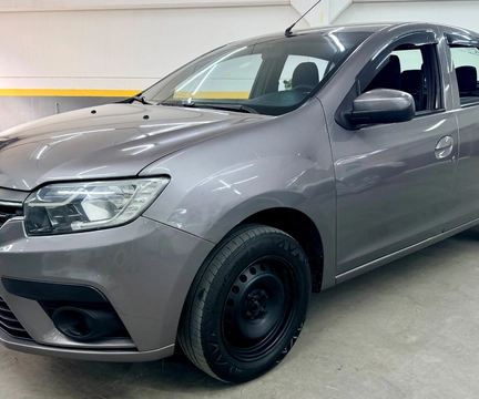 Renault Logan 2021 Cinza — foto 1 de 3
