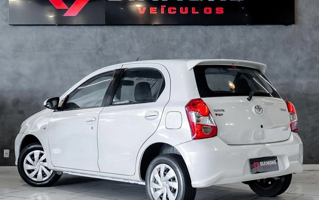 imagem-https://www.socarrao.com.br/sc-vehicle-images-prod/3673039/1788636342831-8451558_12_B_b755fc0e28.jpeg
