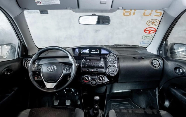 imagem-https://www.socarrao.com.br/sc-vehicle-images-prod/3673039/1788636342837-8451558_22_B_9075eda804.jpeg