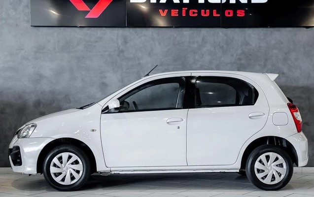 imagem-https://www.socarrao.com.br/sc-vehicle-images-prod/3673039/1788636342841-8451558_5_B_e63bb97a33.jpeg