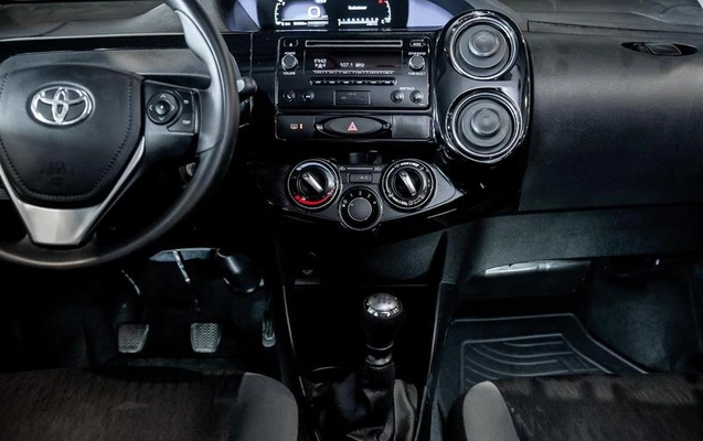 imagem-https://www.socarrao.com.br/sc-vehicle-images-prod/3673039/1788636342848-8451558_25_B_37eacd0722.jpeg