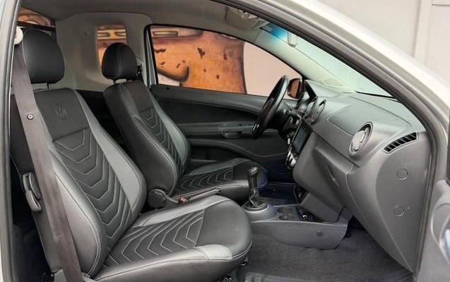 imagem-https://www.socarrao.com.br/sc-vehicle-images-prod/3673299/1790017791526-8442127_11_B_56347efe3e.jpeg