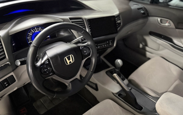 imagem-https://www.socarrao.com.br/sc-vehicle-images-prod/3673412/1788633878615-44f84df0-b39f-430a-9ad9-8cc7db89467f.jpg