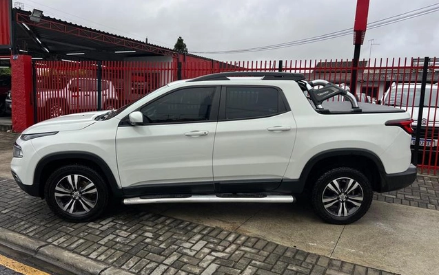 imagem-https://www.socarrao.com.br/sc-vehicle-images-prod/3674017/1788635691033-8454616_3_B_f23a517e88.jpeg