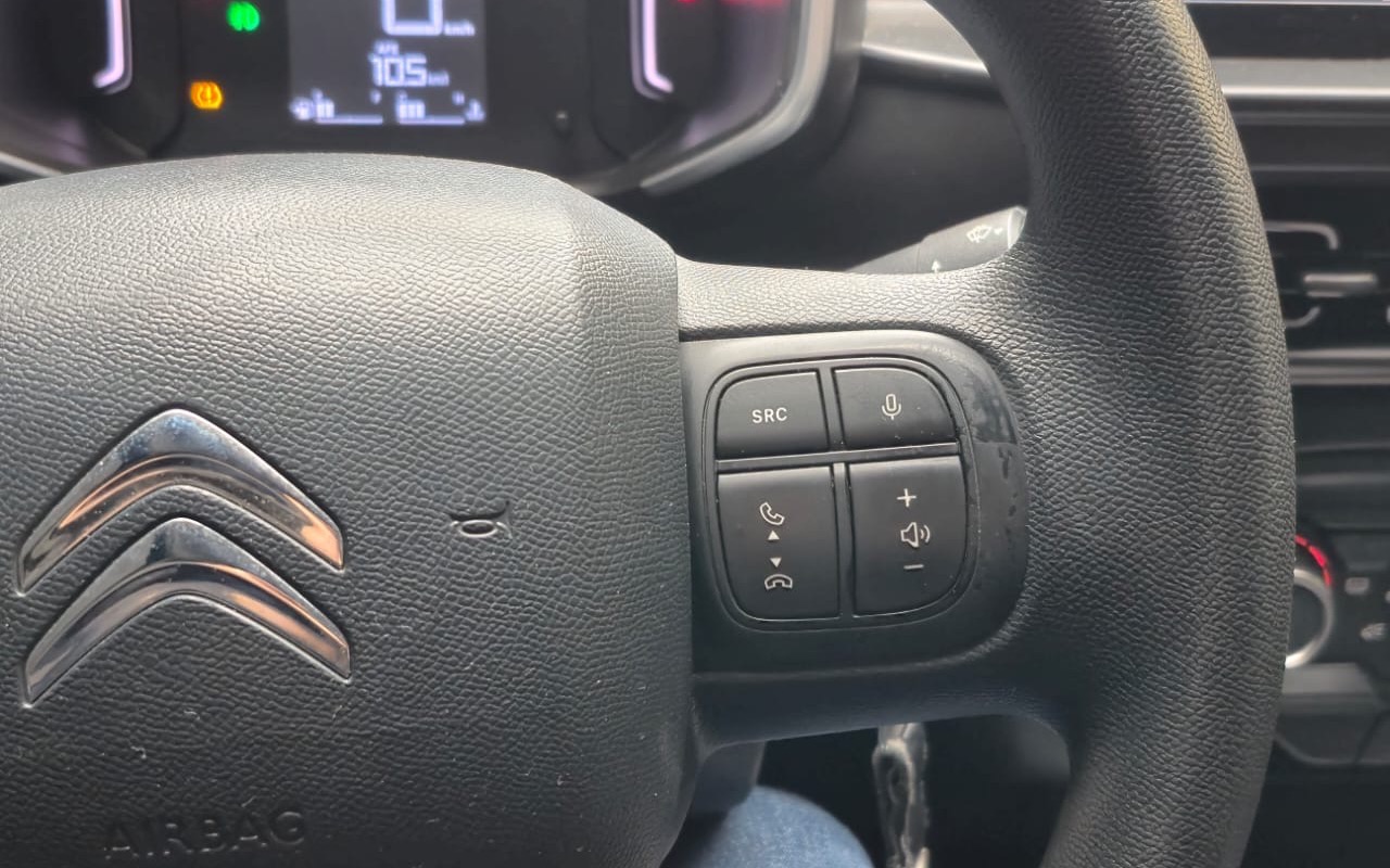 imagem-https://www.socarrao.com.br/sc-vehicle-images-prod/3674077/1788636047271-YzU1ZjYxYTktZjIwYi00MjIwLWFmMjYtMmFiMTJlYjhiNzQyLmpwZWc.jpeg