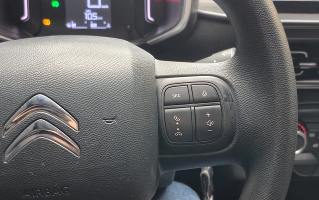 imagem-https://www.socarrao.com.br/sc-vehicle-images-prod/3674077/1788636047271-YzU1ZjYxYTktZjIwYi00MjIwLWFmMjYtMmFiMTJlYjhiNzQyLmpwZWc.jpeg