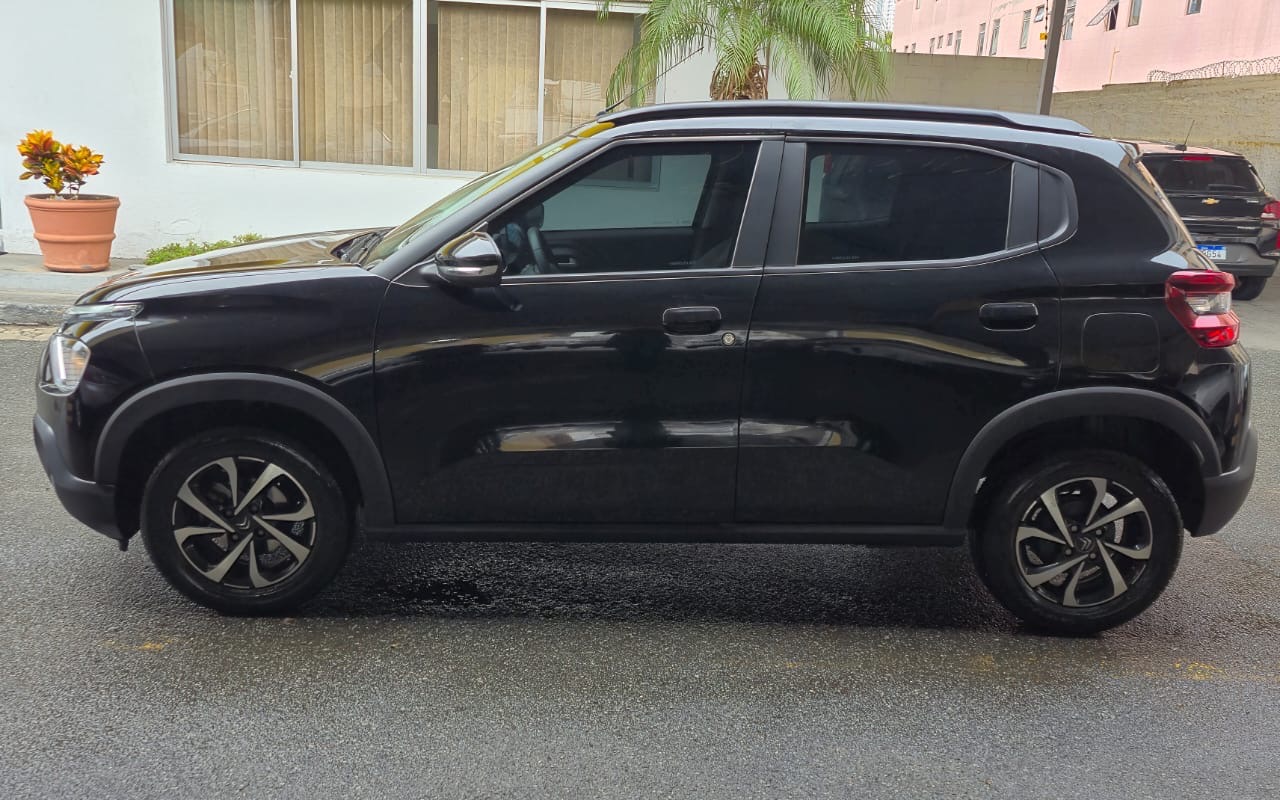 imagem-https://www.socarrao.com.br/sc-vehicle-images-prod/3674077/1788636048112-MWEyZTIyZWQtZTBjYS00MTI0LTk0ZWMtN2VjNWFiOWNjYmMzLmpwZWc.jpeg
