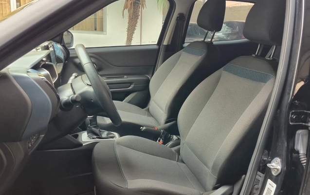 imagem-https://www.socarrao.com.br/sc-vehicle-images-prod/3674077/1788636048254-MjQxYjU3NWQtYjY3OC00ZGJmLTlkNDMtYmYyYmVmYjg0YjMwLmpwZWc.jpeg