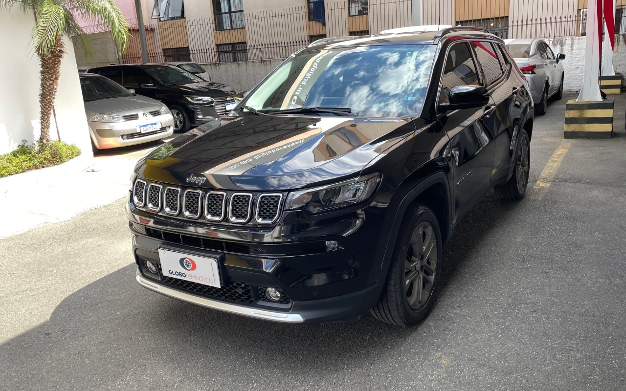 Jeep Compass 2023 Preto — foto 1 de 3