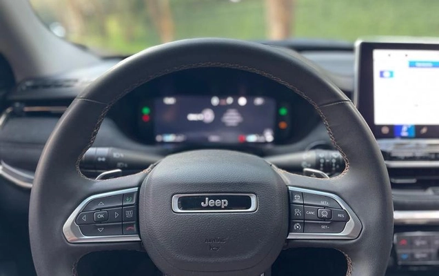 imagem-https://www.socarrao.com.br/sc-vehicle-images-prod/3674399/1788636834602-8400728_15_B_59aee7d83f.jpeg