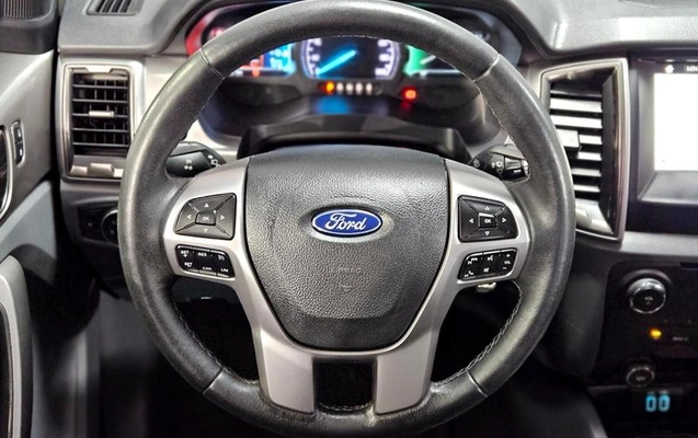 imagem-https://www.socarrao.com.br/sc-vehicle-images-prod/3674721/1789163541678-8453845_23_B_a8b48d064b.jpeg