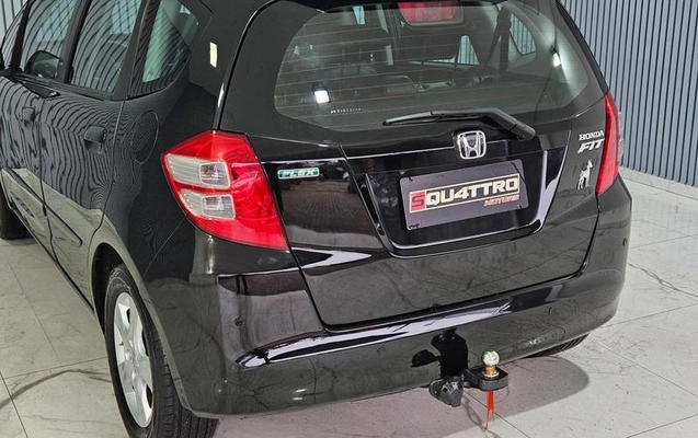 imagem-https://www.socarrao.com.br/sc-vehicle-images-prod/3675311/1789163546859-8430884_23_B_1a6ab486ec.jpeg