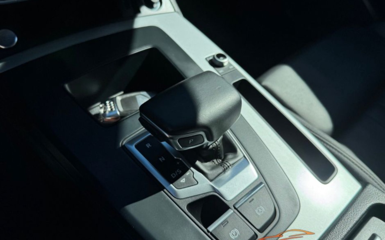 imagem-https://www.socarrao.com.br/sc-vehicle-images-prod/3675494/1788640104401-MTEuanBlZw.jpeg