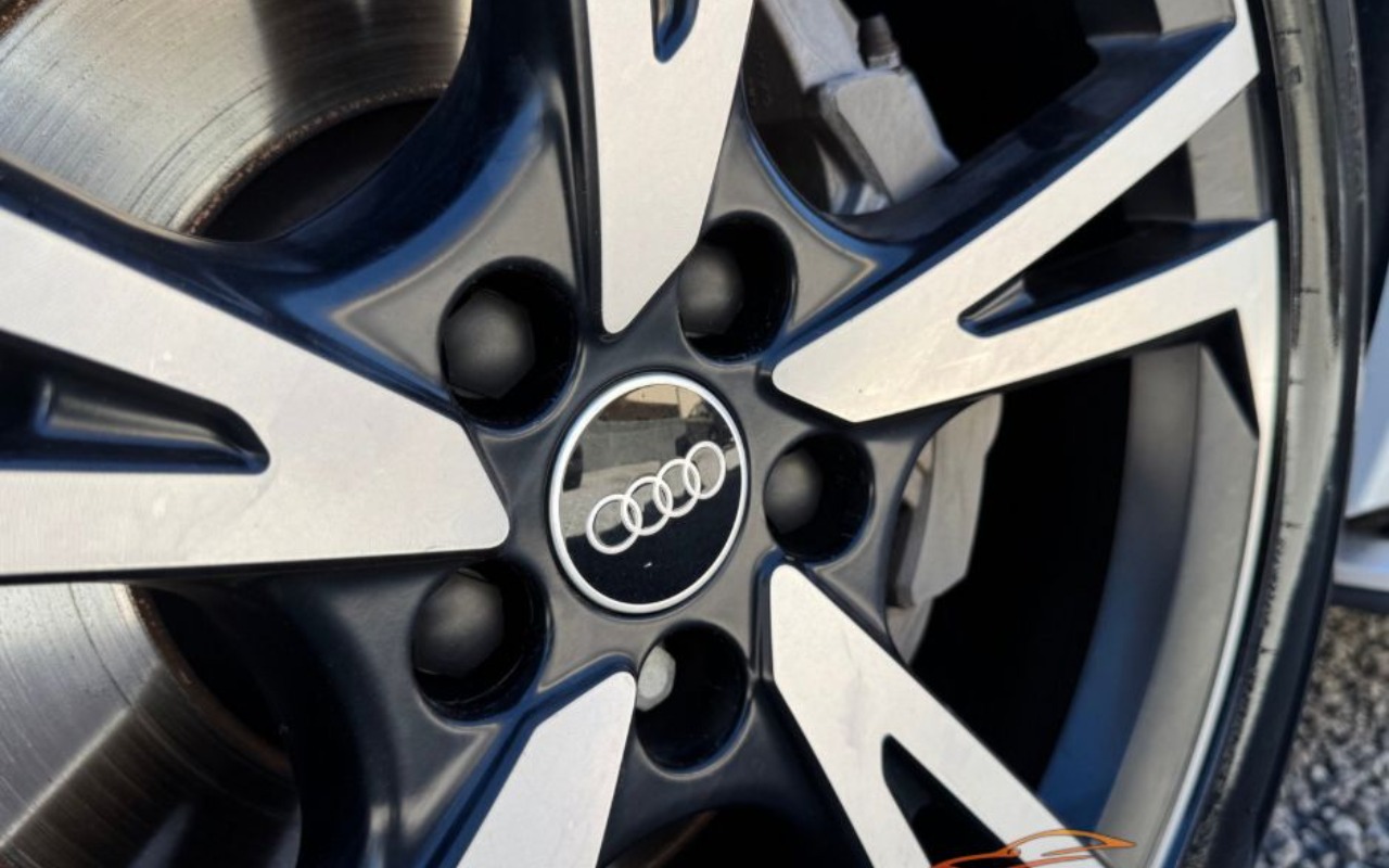 imagem-https://www.socarrao.com.br/sc-vehicle-images-prod/3675494/1788640105103-MjIuanBlZw.jpeg