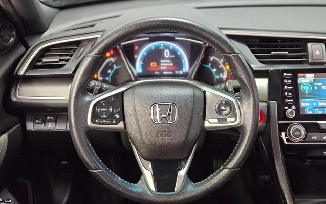 imagem-https://www.socarrao.com.br/sc-vehicle-images-prod/3675584/1788889802997-8453835_6_B_6f23f917cb.jpeg