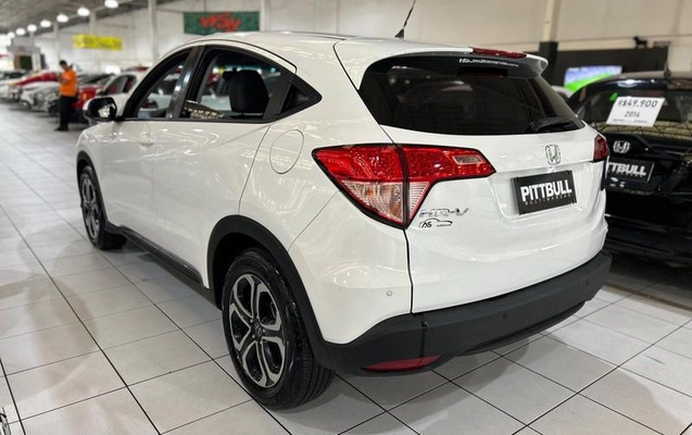 imagem-https://www.socarrao.com.br/sc-vehicle-images-prod/3675643/1789660697513-8454676_3_B_22315fb1df.jpeg