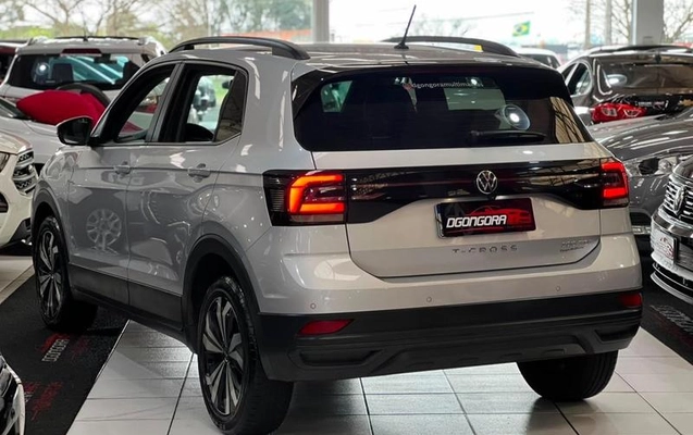 imagem-https://www.socarrao.com.br/sc-vehicle-images-prod/3675648/1788793152977-8454613_4_B_0c0013f349.jpeg