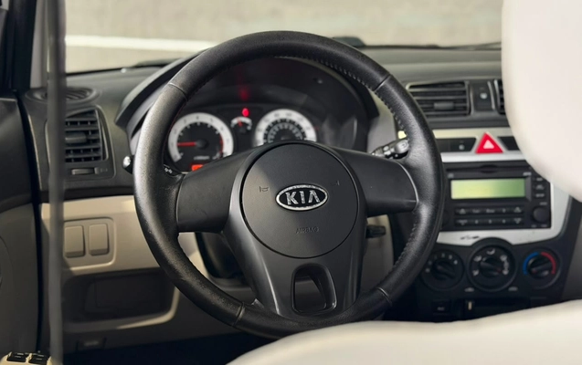 imagem-https://www.socarrao.com.br/sc-vehicle-images-prod/3676503/1788643278176-V2hhdHNBcHAgSW1hZ2UgMjAyNi0wOS0wNSBhdCAxNy41NC4wMS5qcGVn.jpeg