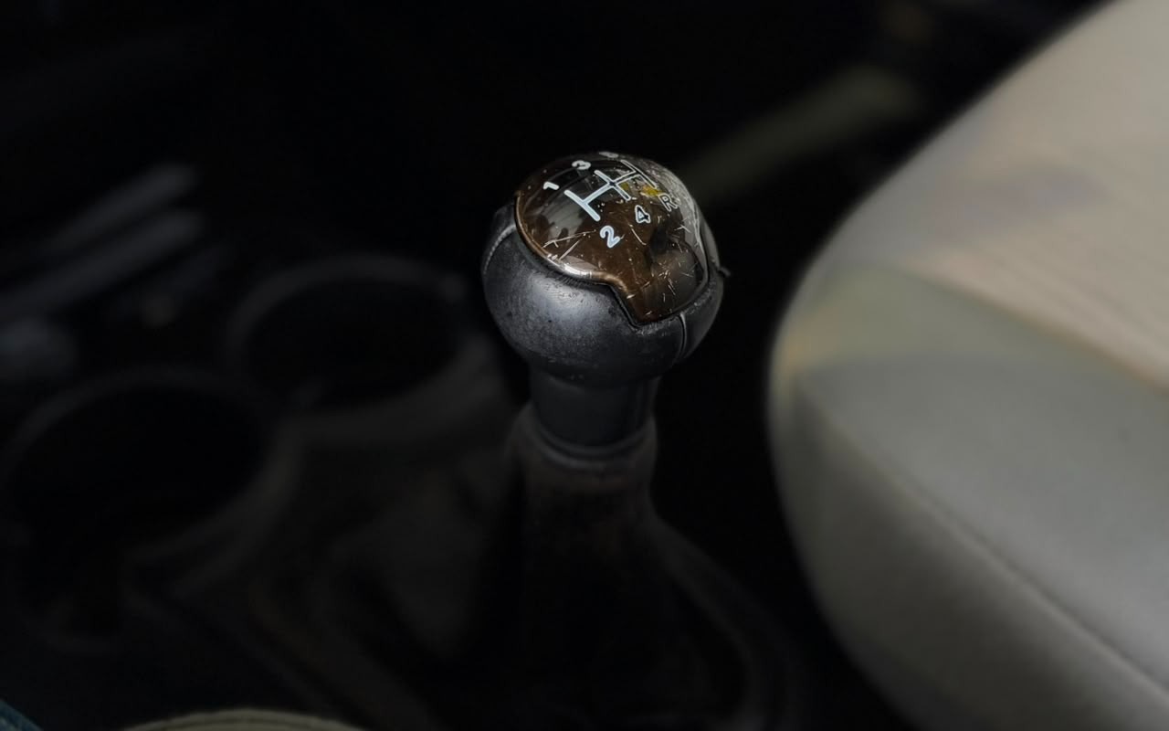 imagem-https://www.socarrao.com.br/sc-vehicle-images-prod/3676503/1788643278553-V2hhdHNBcHAgSW1hZ2UgMjAyNi0wOS0wNSBhdCAxNy41NC4wMSAoMikuanBlZw.jpeg
