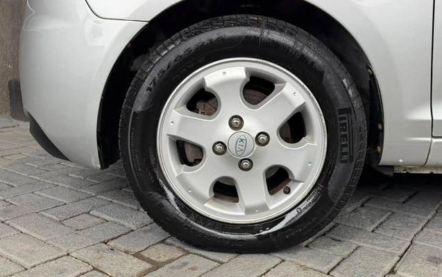 imagem-https://www.socarrao.com.br/sc-vehicle-images-prod/3676503/1788643278960-V2hhdHNBcHAgSW1hZ2UgMjAyNi0wOS0wNSBhdCAxNy41NC4wMCAoMSkuanBlZw.jpeg