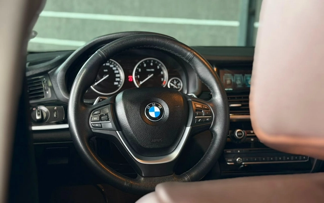 imagem-https://www.socarrao.com.br/sc-vehicle-images-prod/3676792/1788644068690-V2hhdHNBcHAgSW1hZ2UgMjAyNi0wOS0wNSBhdCAxNy41Ni4wNyAoMSkuanBlZw.jpeg