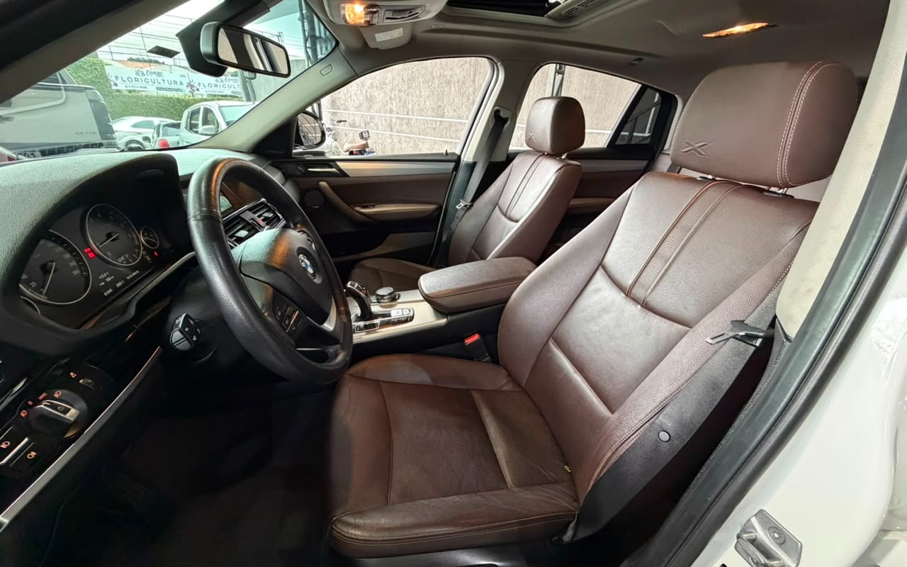 imagem-https://www.socarrao.com.br/sc-vehicle-images-prod/3676792/1788644069192-V2hhdHNBcHAgSW1hZ2UgMjAyNi0wOS0wNSBhdCAxNy41Ni4xMCAoMSkuanBlZw.jpeg