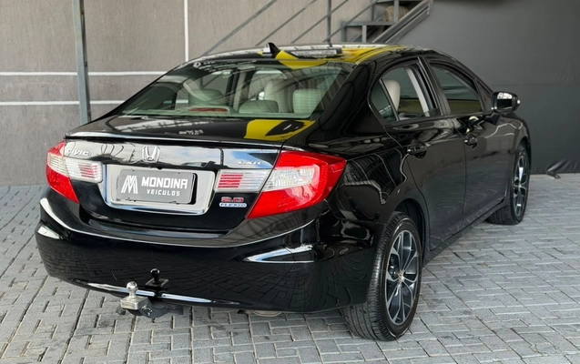 imagem-https://www.socarrao.com.br/sc-vehicle-images-prod/3677082/1788872378062-V2hhdHNBcHAgSW1hZ2UgMjAyNi0wOS0wOCBhdCAwOS40OS41OCAoMikuanBlZw.jpeg